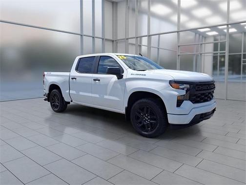2025 Chevrolet Silverado 1500 Custom