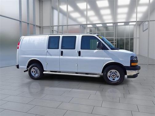 2023 GMC Savana 2500 Work Van