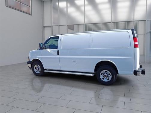 2023 GMC Savana 2500 Work Van