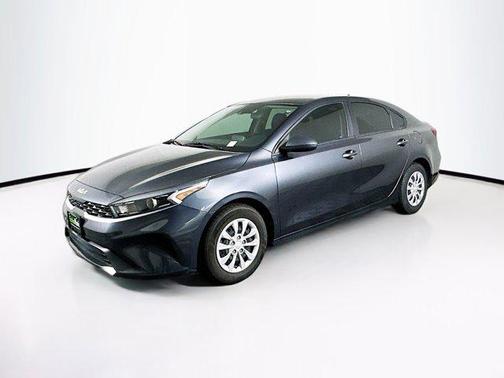 2023 Kia Forte LX