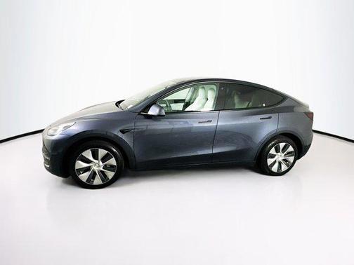 2022 Tesla Model Y Long Range Dual Motor All-Wheel Drive