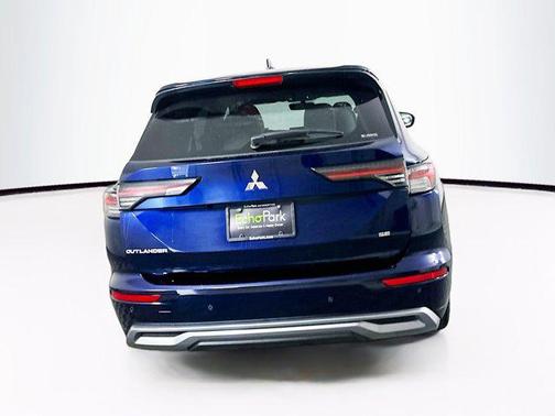 Cosmic Blue Metallic 2025 Mitsubishi Outlander SE 2.5 S-AWC