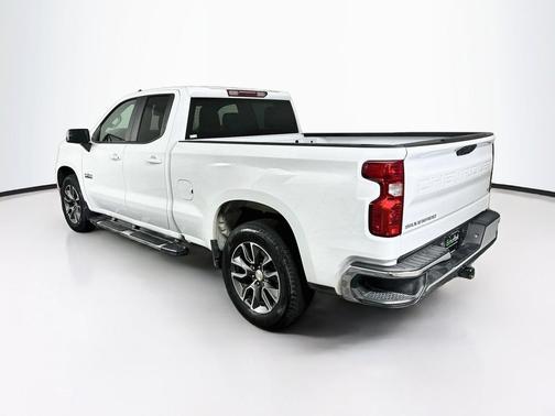 Summit White 2024 Chevrolet Silverado 1500 LT