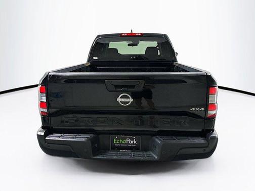 2023 Nissan Frontier S