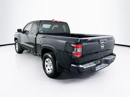 2023 Nissan Frontier S
