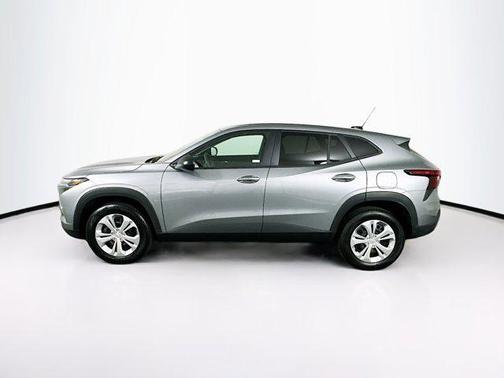 Sterling Gray Metallic 2026 Chevrolet Trax LS