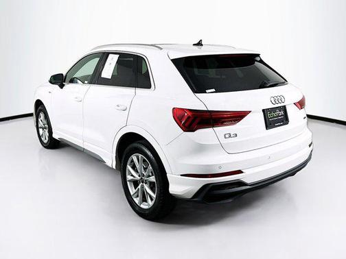 2023 Audi Q3 Premium 45 TFSI S line quattro Tiptronic