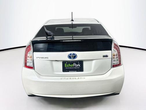 Blizzard Pearl 2015 Toyota Prius Four
