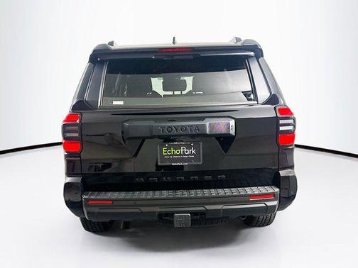 2025 Toyota 4Runner TRD Off Road