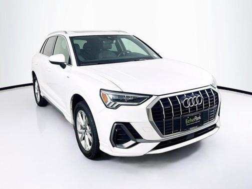 2023 Audi Q3 Premium 45 TFSI S line quattro Tiptronic