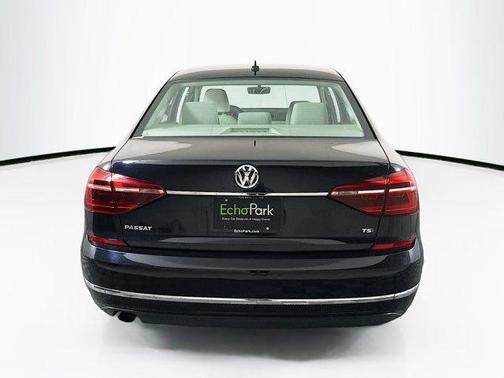 2017 Volkswagen Passat 1.8T S