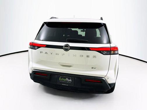 2024 Nissan Pathfinder SV FWD