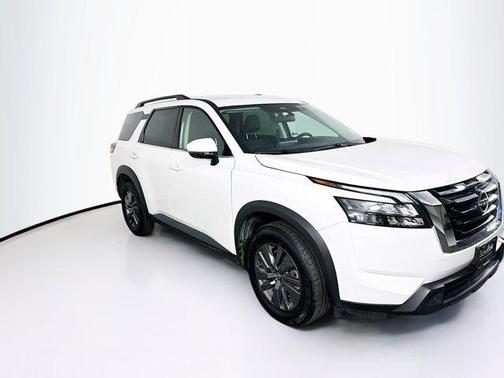 2024 Nissan Pathfinder SV FWD