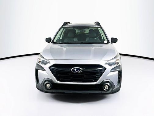 Ice Silver Metallic 2025 Subaru Outback Onyx Edition