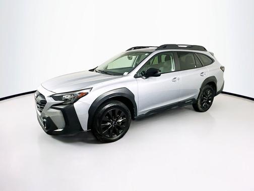 Ice Silver Metallic 2025 Subaru Outback Onyx Edition