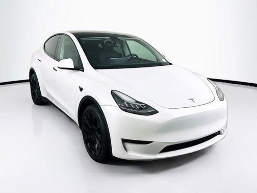 2022 Tesla Model Y Long Range Dual Motor All-Wheel Drive