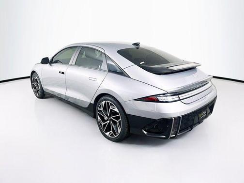 2024 Hyundai IONIQ 6 SEL