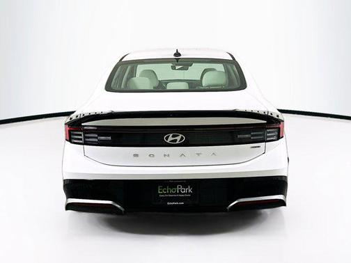 2025 Hyundai SONATA Hybrid SE