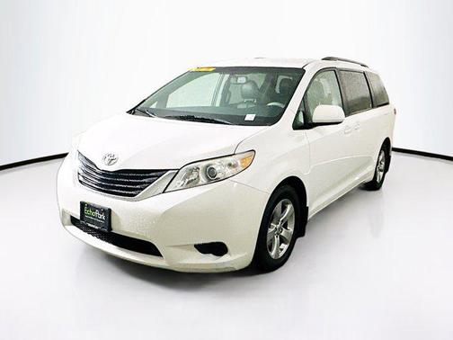 2012 Toyota Sienna LE