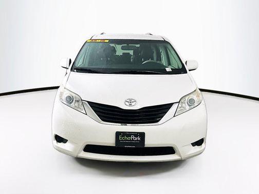 2012 Toyota Sienna LE