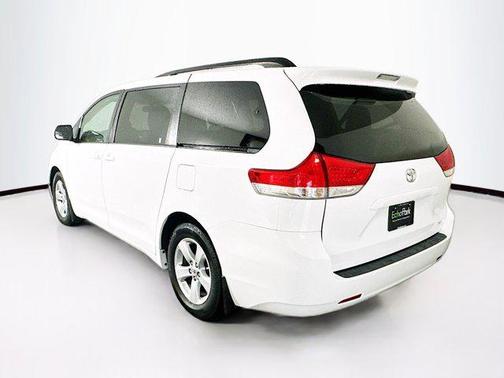 2012 Toyota Sienna LE