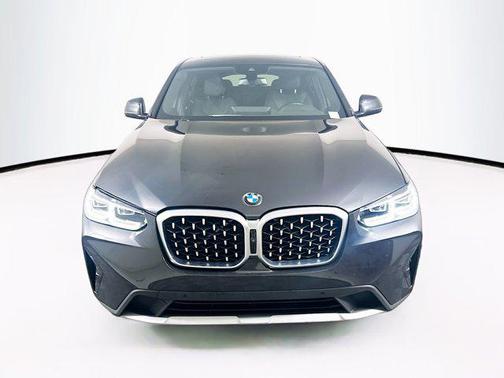 2024 BMW X4 xDrive30i