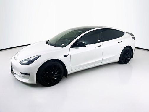 2022 Tesla Model 3 Long Range