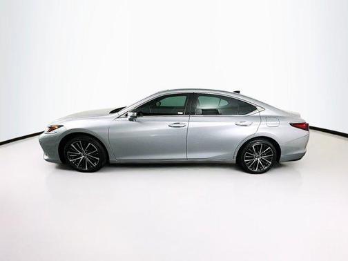 2022 Lexus ES 350 Base