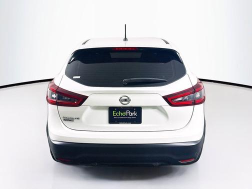 Glacier White 2022 Nissan Rogue Sport S