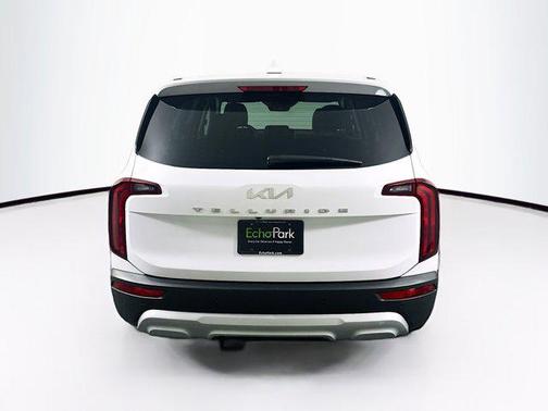 2022 Kia Telluride LX