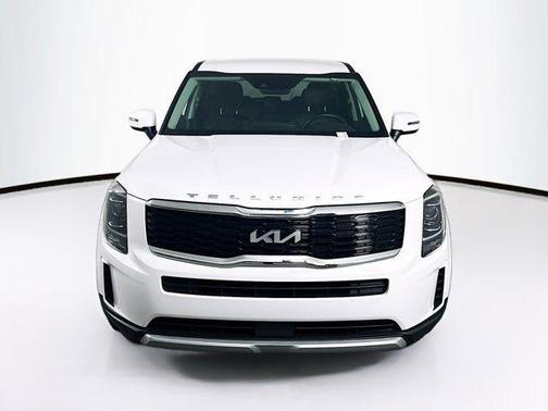2022 Kia Telluride LX