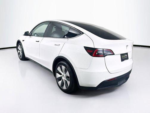 2022 Tesla Model Y Long Range Dual Motor All-Wheel Drive