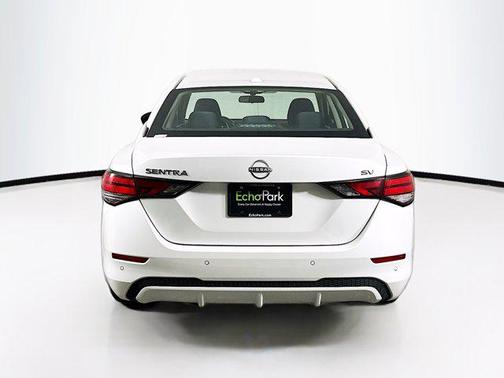 Aspen White Tricoat 2024 Nissan Sentra SV