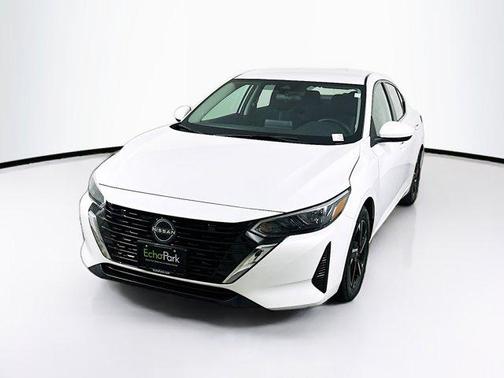 Aspen White Tricoat 2024 Nissan Sentra SV