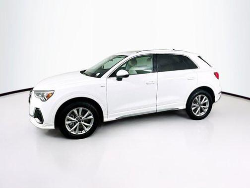 2023 Audi Q3 Premium 45 TFSI S line quattro Tiptronic
