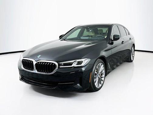 2022 BMW 530 i