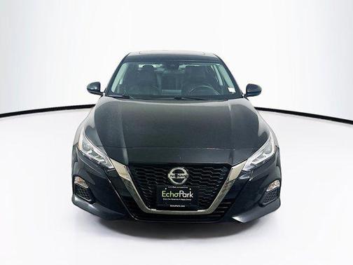 2021 Nissan Altima SR FWD