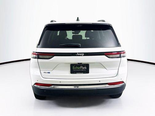 Bright White Clearcoat 2022 Jeep Grand Cherokee 4xe Base