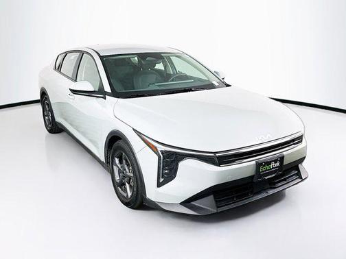 Morning Haze 2025 Kia K4 LXS