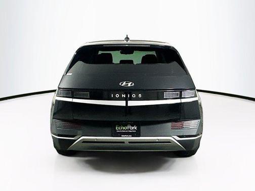 Black 2024 Hyundai IONIQ 5 SE