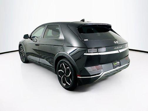 Black 2024 Hyundai IONIQ 5 SE
