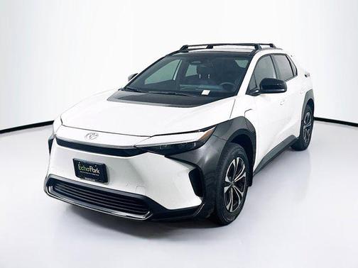 2024 Toyota bZ4X XLE