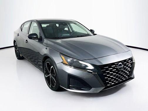 2024 Nissan Altima SR FWD