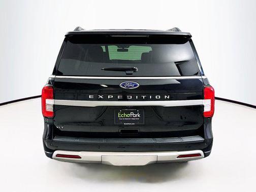 Agate Black Metallic 2024 Ford Expedition XLT