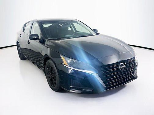 2024 Nissan Altima S FWD