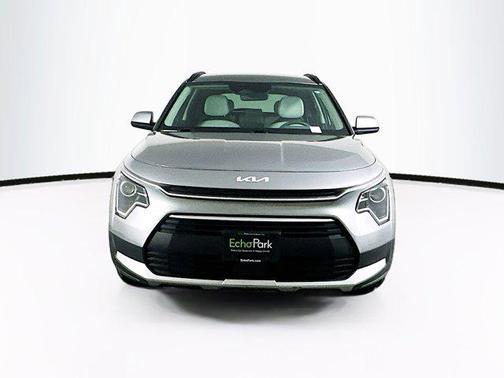 2023 Kia Niro EX