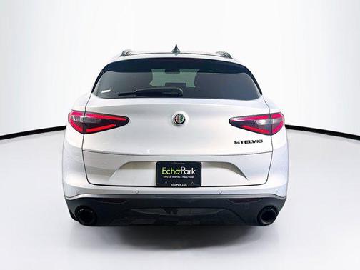2023 Alfa Romeo Stelvio Sprint RWD