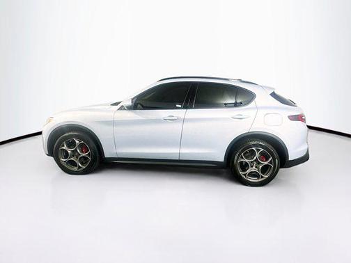 2023 Alfa Romeo Stelvio Sprint RWD