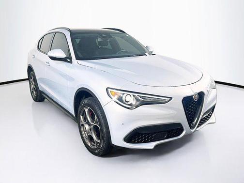 2023 Alfa Romeo Stelvio Sprint RWD