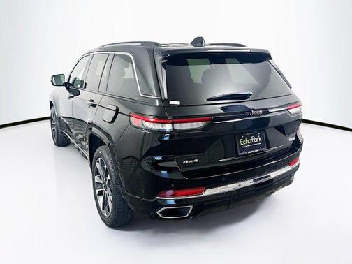 2022 Jeep Grand Cherokee Overland